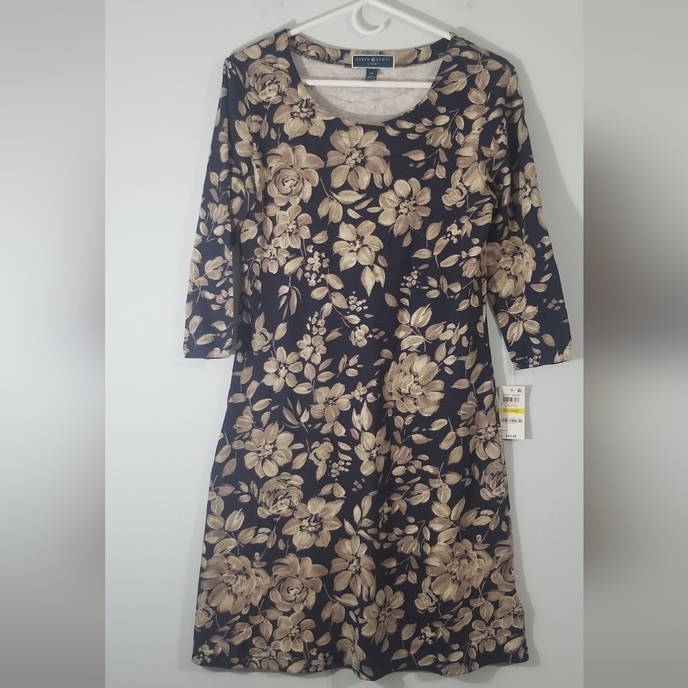 Karen Scott Sport Floral Knee Length Dress. NWT. 3/4 Sleeves. Size Petite Medium